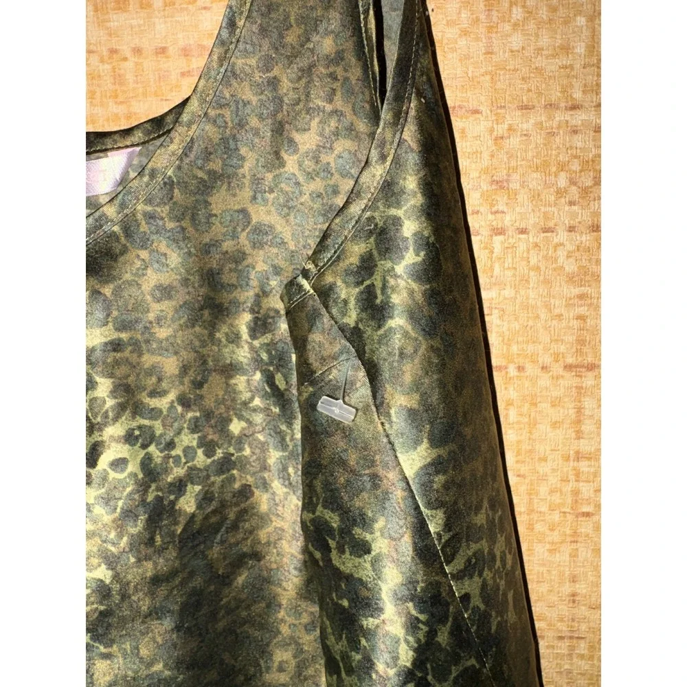 Victorias Secret Olive Green Leopard Satin Pajama Set Tank Pants Medium